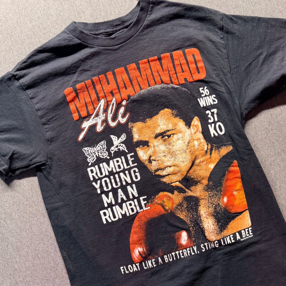 Muhammad Ali Rumble Young Man Rumble Graphic T-Shirt Mens Medium Black AL15513